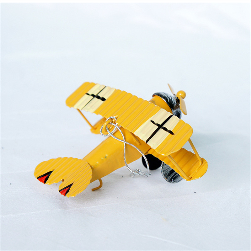 Игрушка -  самолет Биплан / желтый