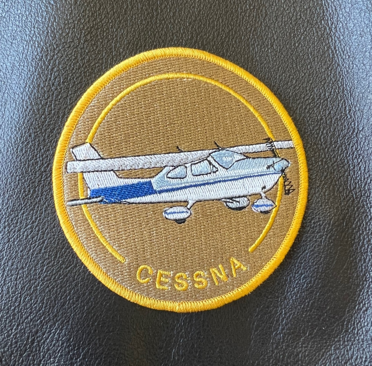 Шеврон «Cessna»  / бежевый 