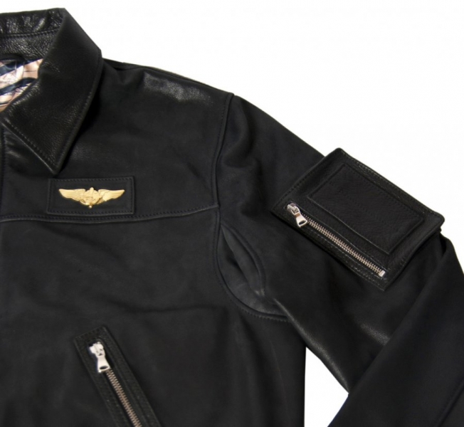 Кожаная лётная куртка черная